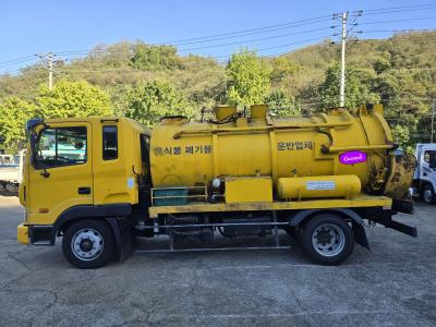 2010 Hyundai Mega Truck