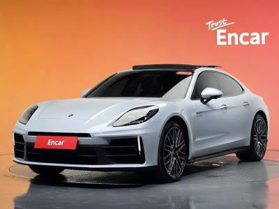 2025 Porsche Panamera
