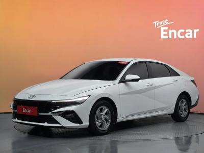 2024 Hyundai Elantra