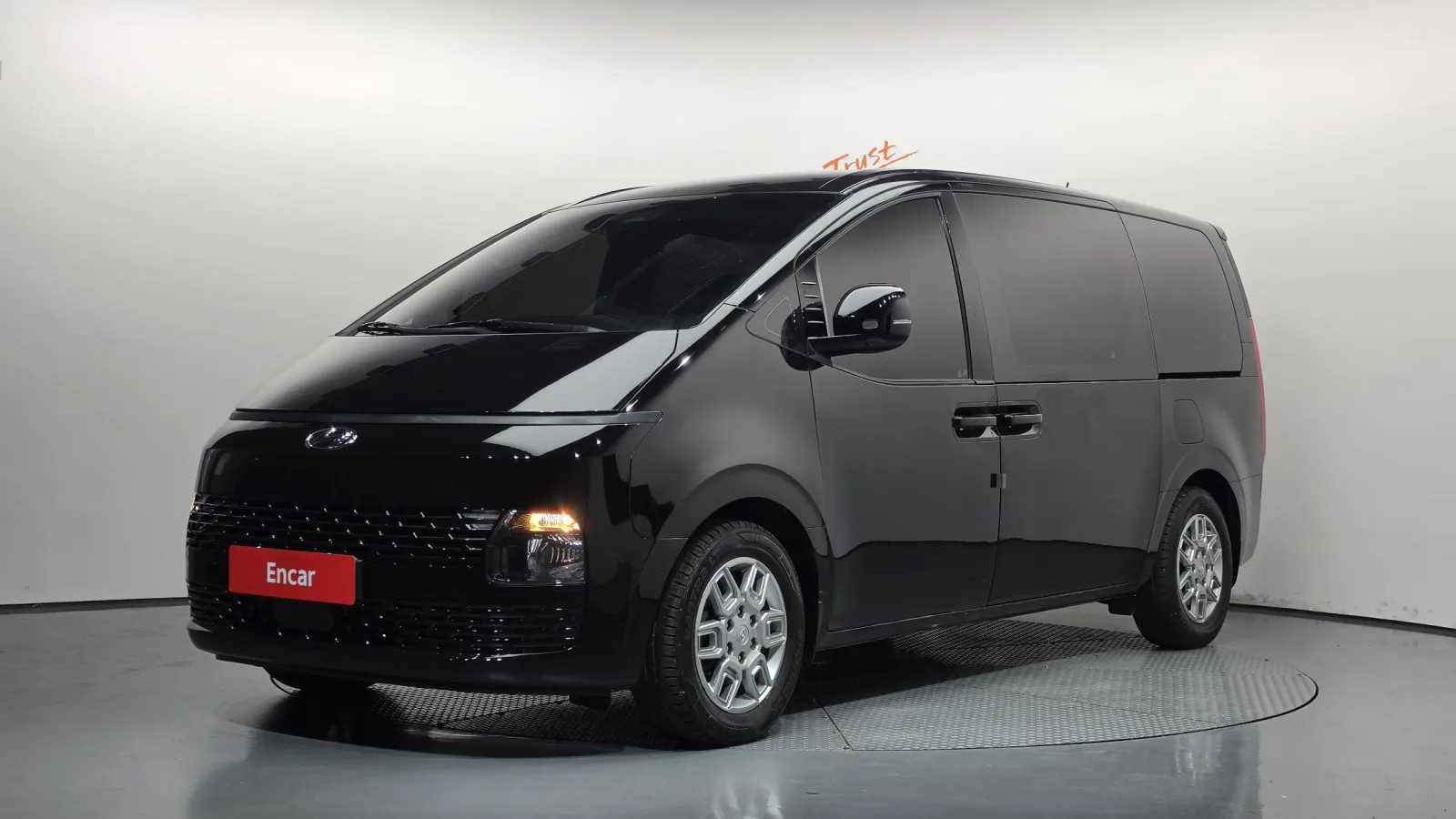 2022 Hyundai Staria