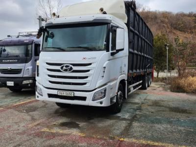 2015 Hyundai Xcient