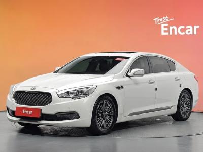2013 Kia K9