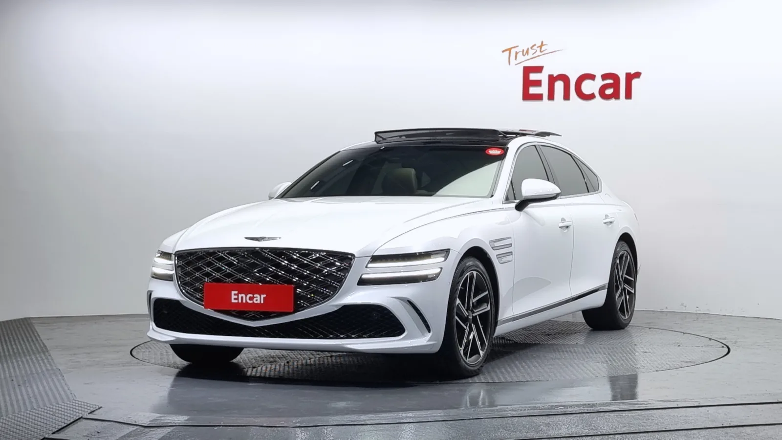 2025 Genesis G80