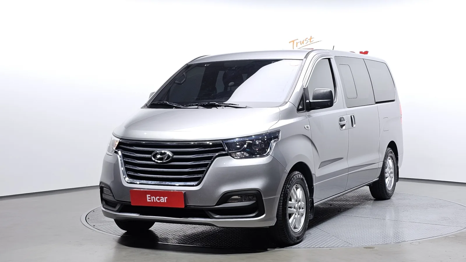2020 Hyundai Starex