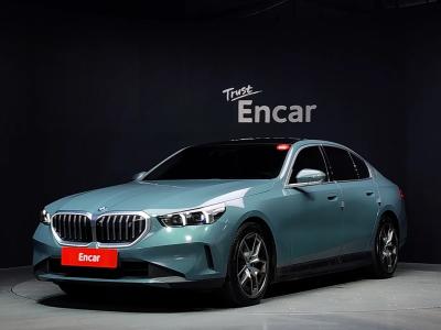 2024 BMW i5