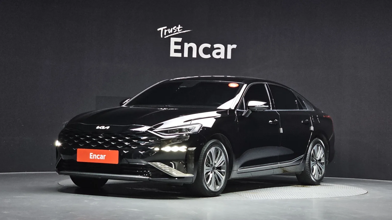 2023 Kia K8