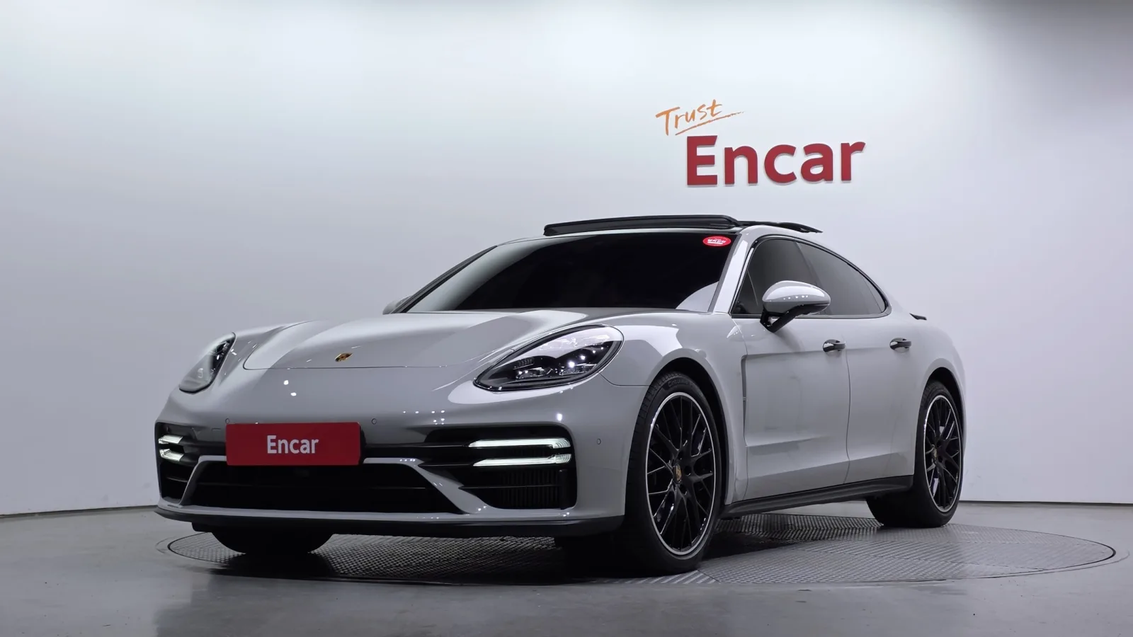 2022 Porsche Panamera