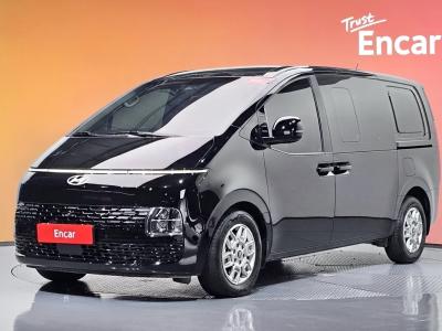 2025 Hyundai Staria