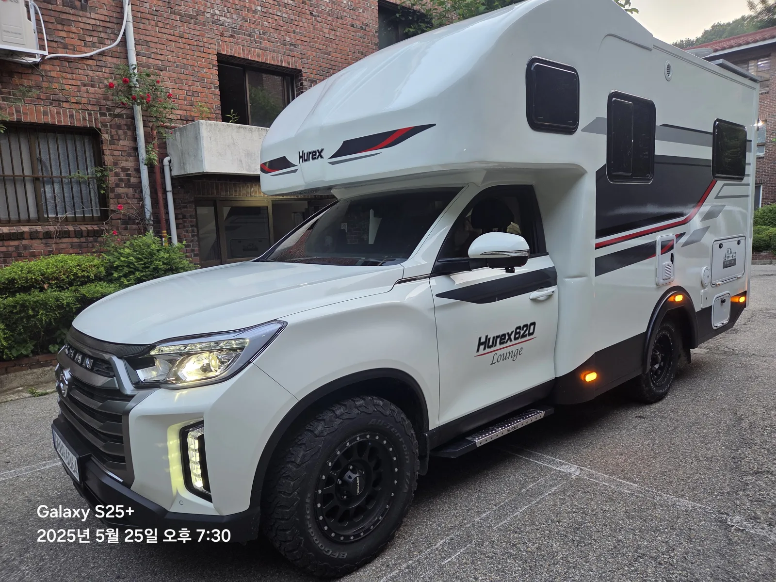 2023 KG Mobility The New Rexton Sports Khan