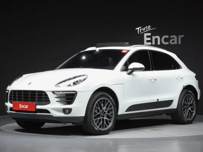 2017 Porsche Macan