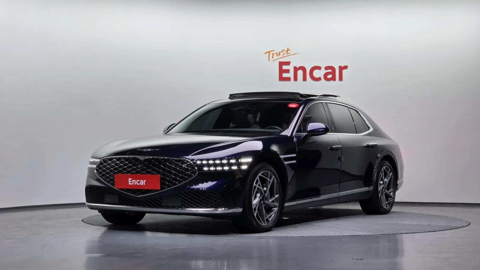 2022 Genesis G90
