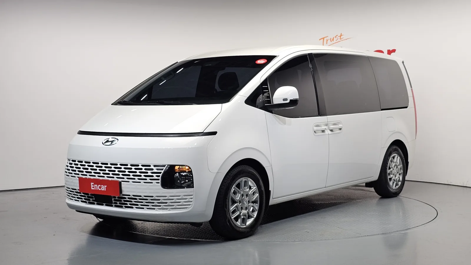 2023 Hyundai Staria
