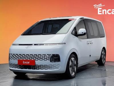 2025 Hyundai Staria