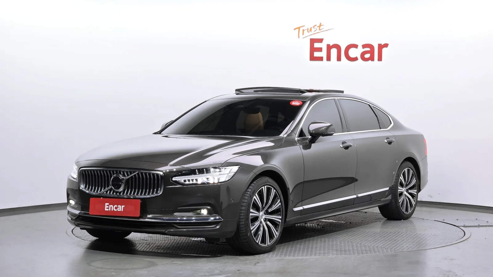 2023 Volvo S90