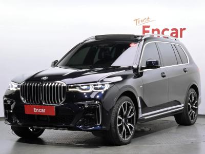 2021 BMW X7
