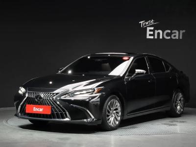 2024 Lexus ES