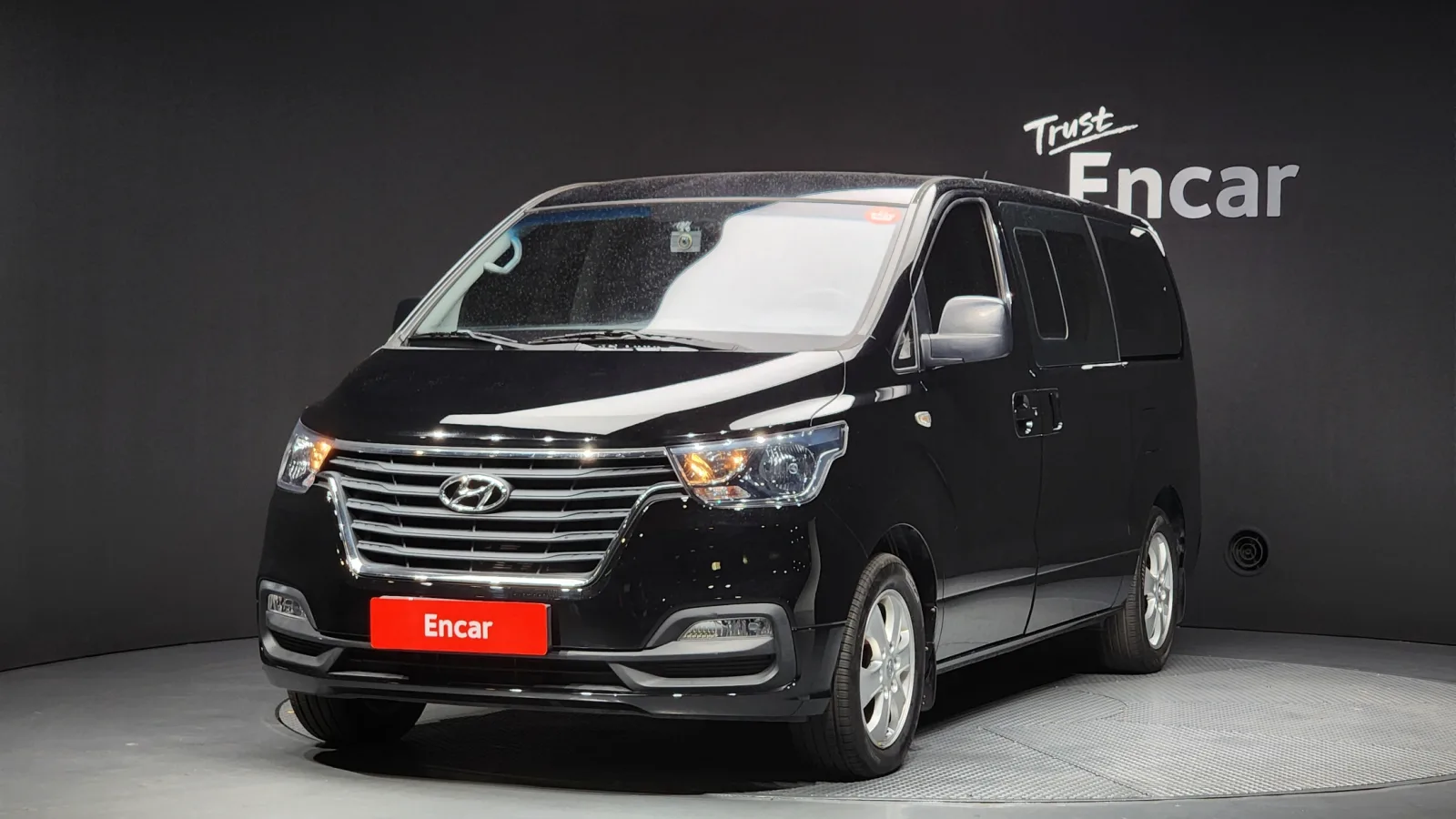 2019 Hyundai Starex