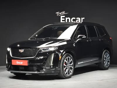 2022 Cadillac XT6