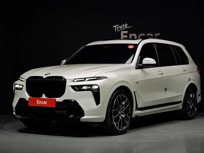 2025 BMW X7