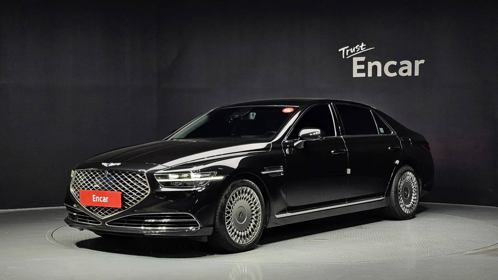 2019 Genesis G90