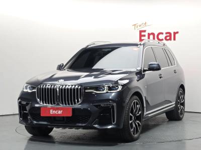 2021 BMW X7