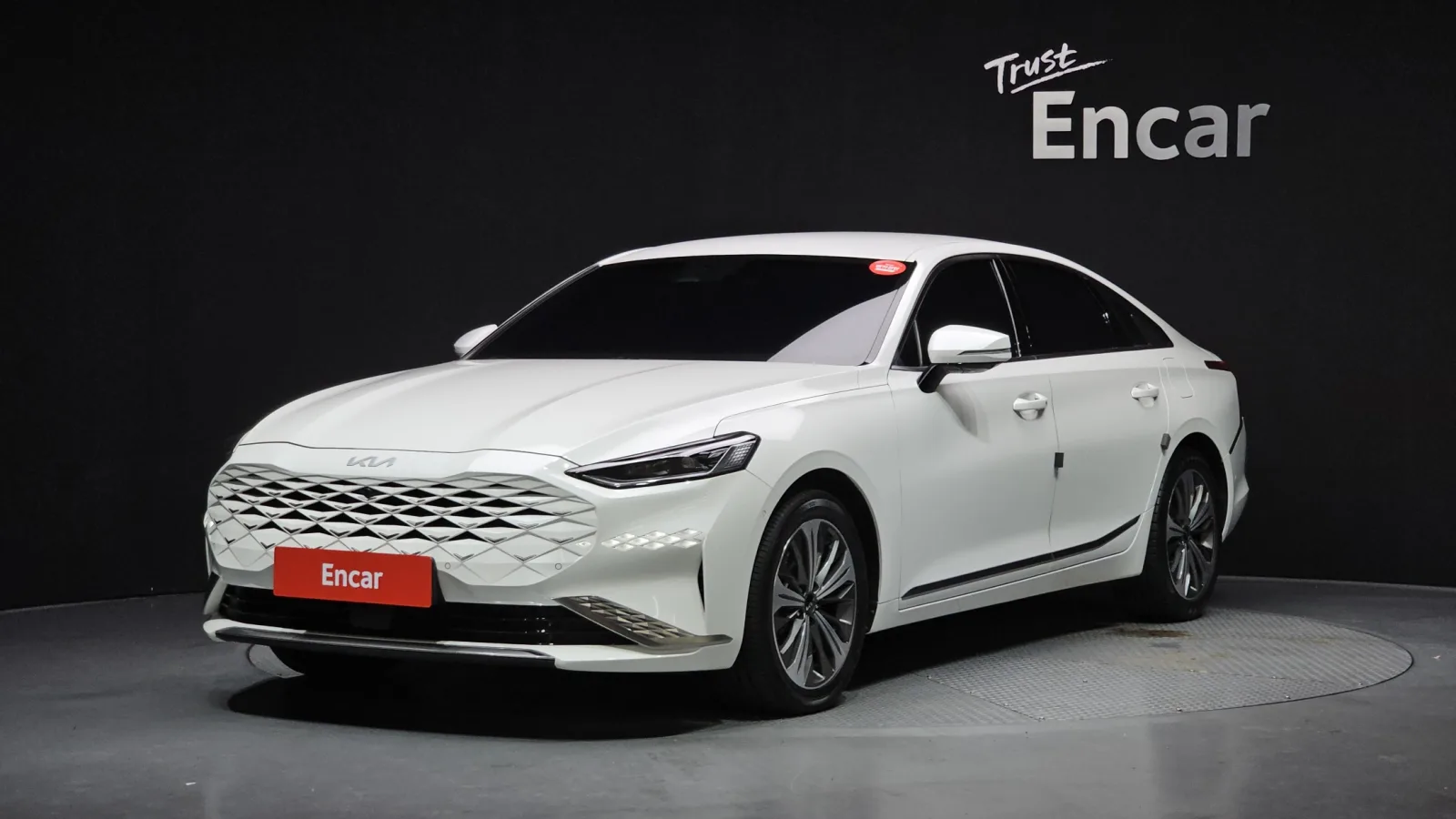 2023 Kia K8