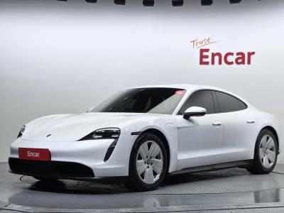 2022 Porsche Taycan