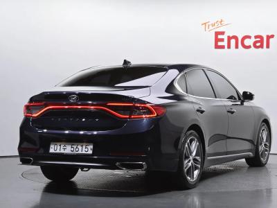 2017 Hyundai Grandeur