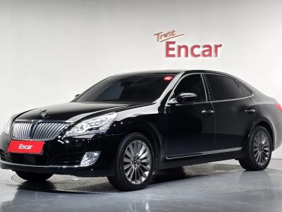 2013 Hyundai Equus