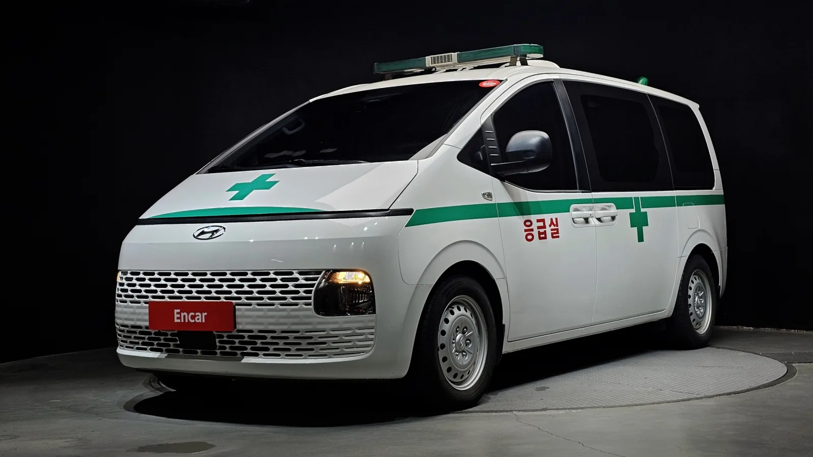 2023 Hyundai Staria