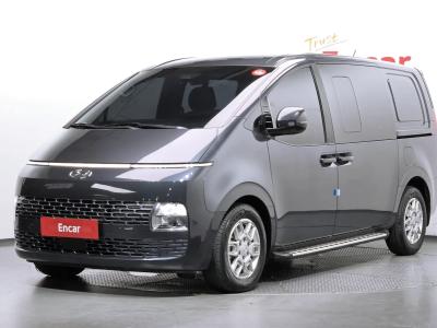 2023 Hyundai Staria