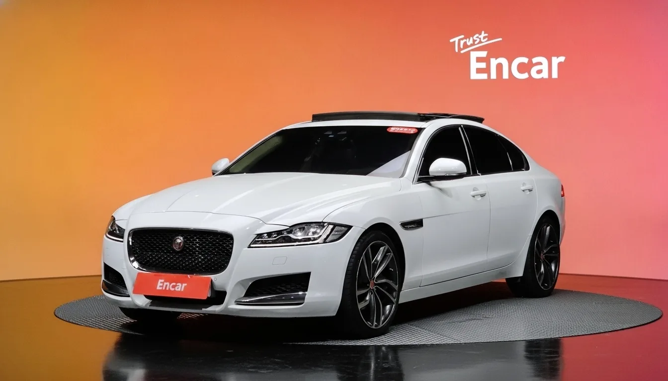 2017 Jaguar XF