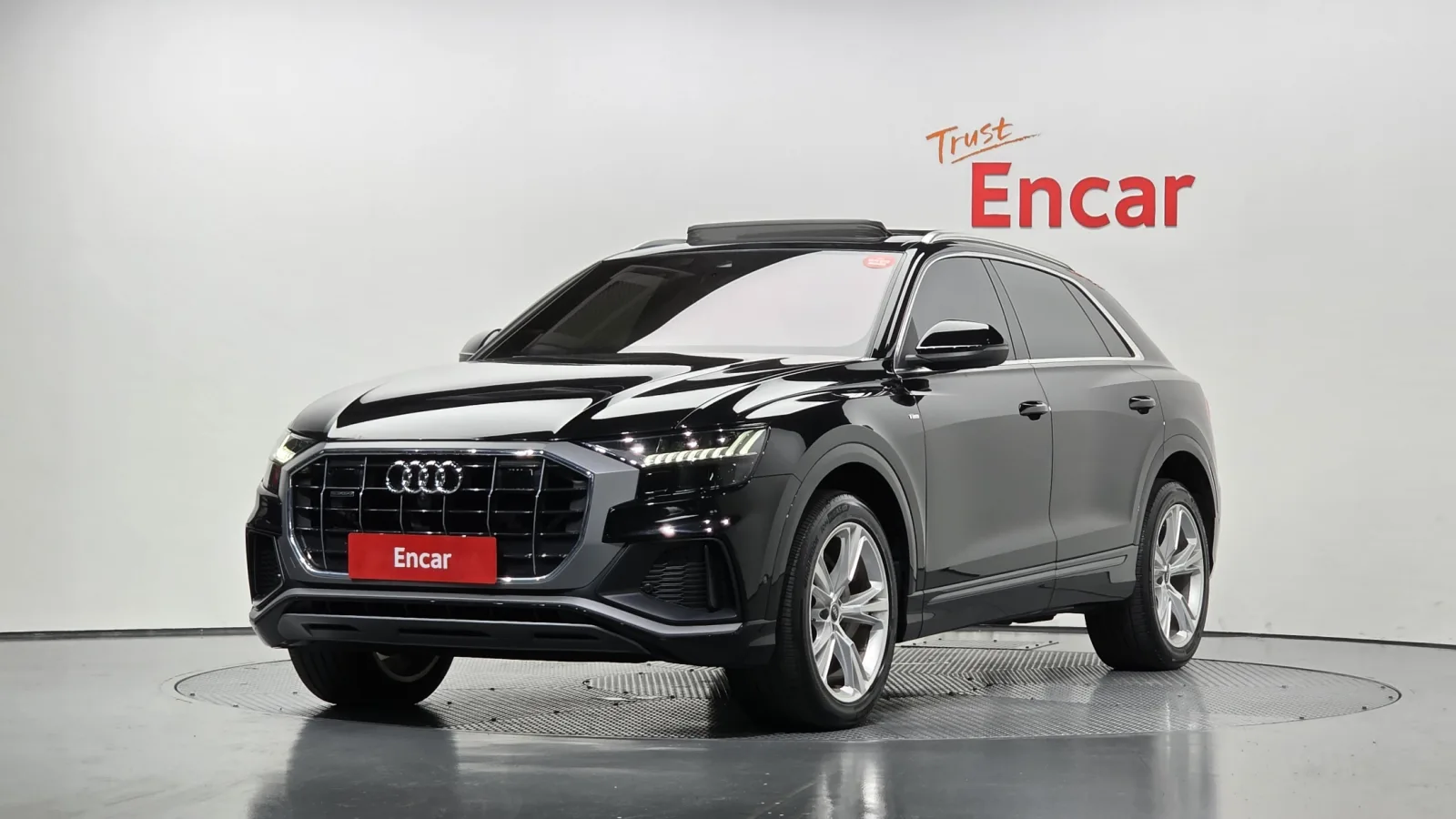 2022 Audi Q8