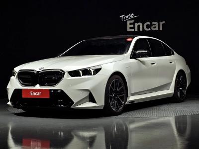 2025 BMW M5