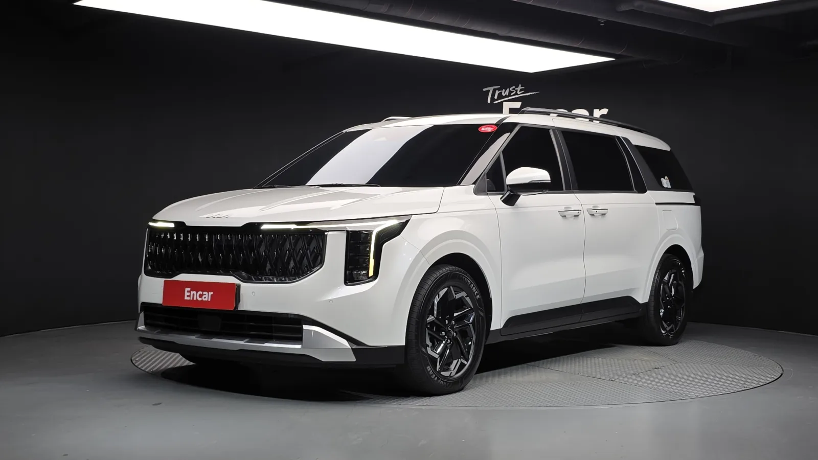 2025 Kia Carnival