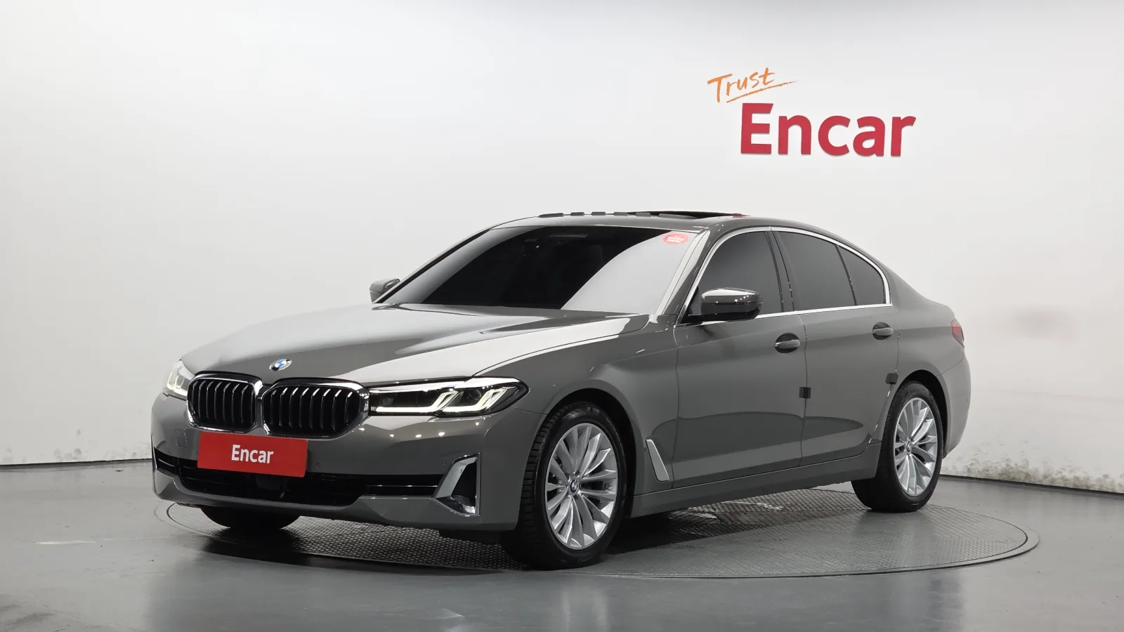 2022 BMW 5-Series
