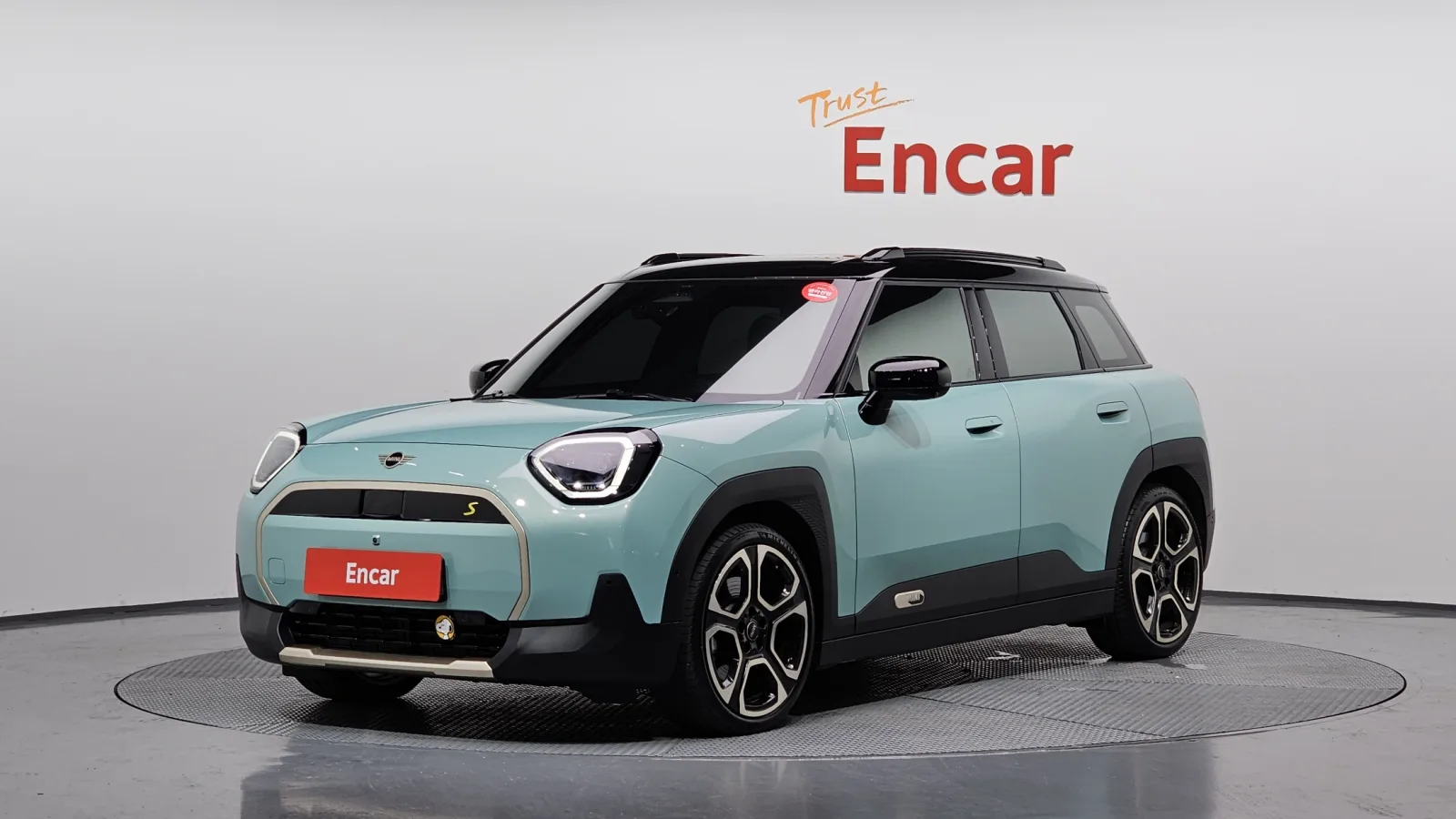2025 MINI Aceman