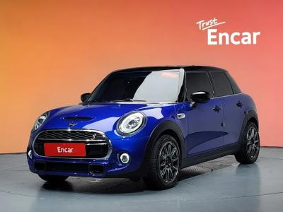 2020 MINI Cooper
