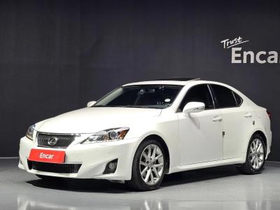 2011 Lexus IS