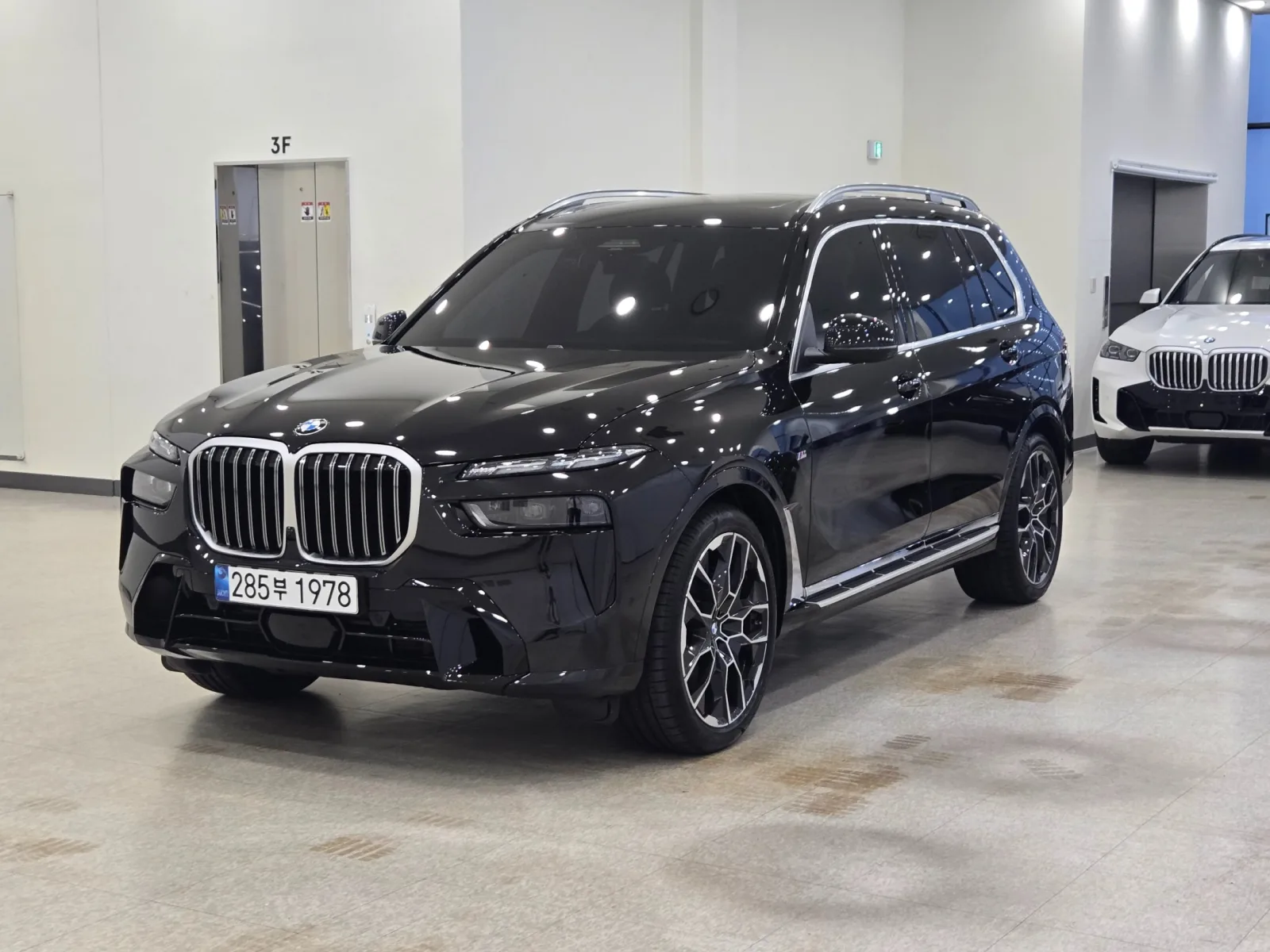 2026 BMW X7