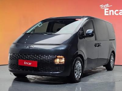 2022 Hyundai Staria
